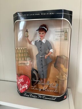 I Love Lucy Doll Lucy Does a TV Commercial Collector Edition 1997 Mattel